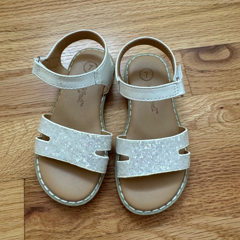 Barely worn Cat & Jack Sparkly White Kids Sandals (size 7)